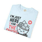 I’m Just Here for the Snacks (Cute) T-shirt